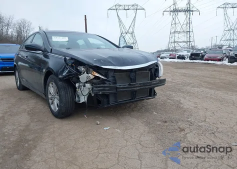 2013 Hyundai Sonata Gls z USA, uszkodzony, nr VIN 5NPEB4AC6DH732030